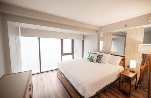 Las Vegas Strip Apartment | Right on The Strip - 3BR Condo 1110