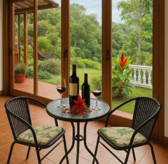 La Vega House | Rincón del Colibrí