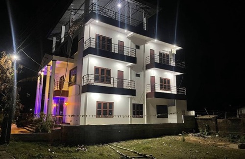 Gaindakot Hotel | RISING HOTEL
