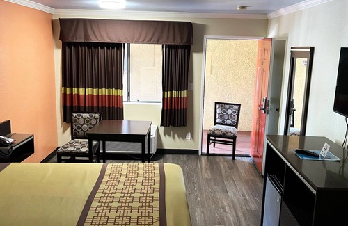 El Rancho Hotel | Rivera Inn & Suites Motel Pico Rivera