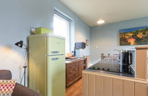 Alnmouth Cottage | RIVERBANK COTTAGE, pet friendly, with open fire in Alnmouth