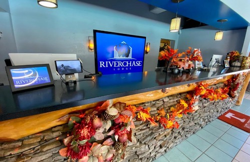 Pigeon Forge Hotel | Riverchase Lodge