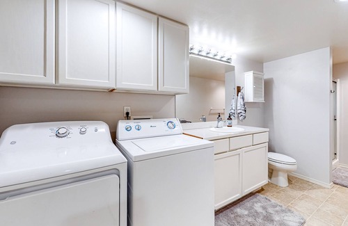 Peshastin Condo | Riverfront Ground-Floor Condo w/Free WiFi, Private Patio, near Wenatchee River!