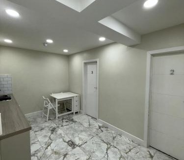 Ravensbury Apartment | Riverside