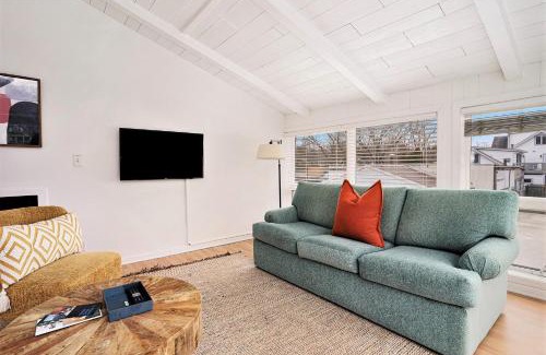 Saugatuck Apartment | Riverside Suites - Unit A