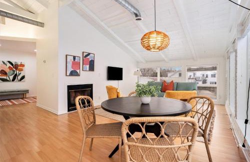 Saugatuck Apartment | Riverside Suites - Unit A
