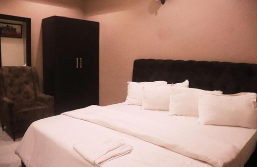 Ife Hotel | Riverview Hotels and Suites