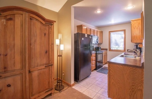 Estes Park Apartment | Riverwood on Fall River