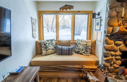 Moose Wilson Road Apartment | RMR: Cedars 1412 Condo in The AspensWilson WY