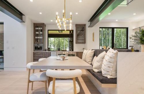 Moose Wilson Road House | RMR: Tensleep Oasis Home in The AspensWilsonWY