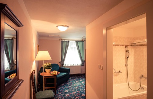 Cesky Krumlov Hotel | Rožmberský Dvůr