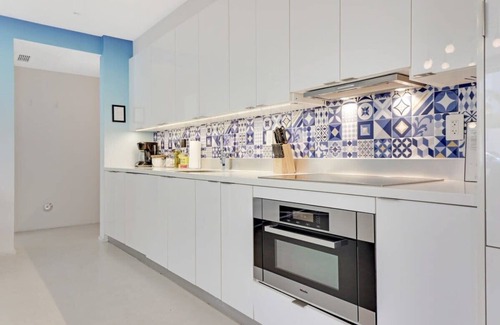 South Pointe House | Roami at 250 Collins | Rooftop Pool | 3 Bedroom