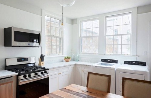 Faubourg Marigny House | Roami at The Mandeville | 12 Bed Combo | 4 Units