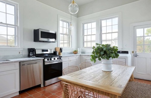 Faubourg Marigny House | Roami at The Mandeville | 6 Bed Combo | 2 Units