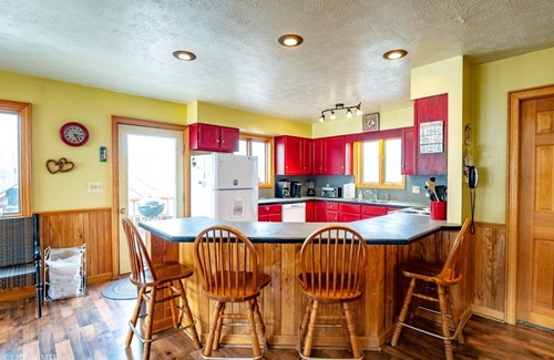 Northface House | Robyn`s Nest - 304 Slopeside Road
