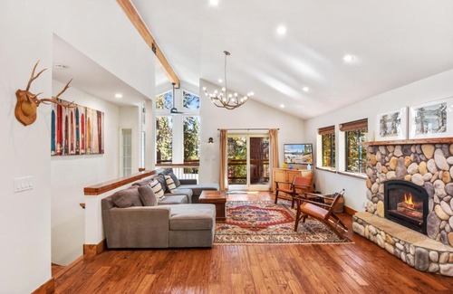 Brockway House | Rocky Retreat