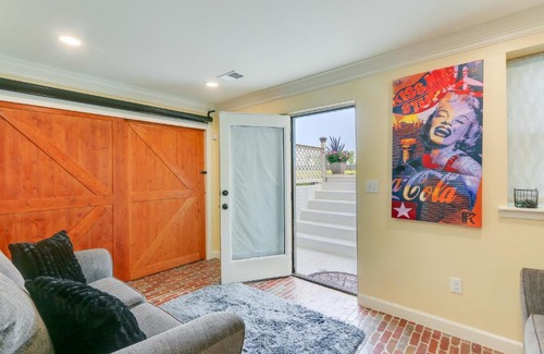 Leesburg Apartment | Rocky Vines Wine Country Retreat with Fire Pit