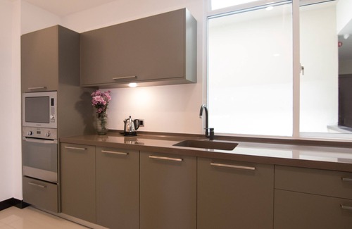 Kollupitiya Apartment | Rococo Residence