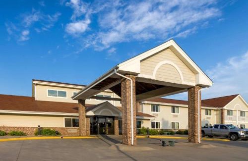Hesston Hotel | Rodeway Inn and Suites