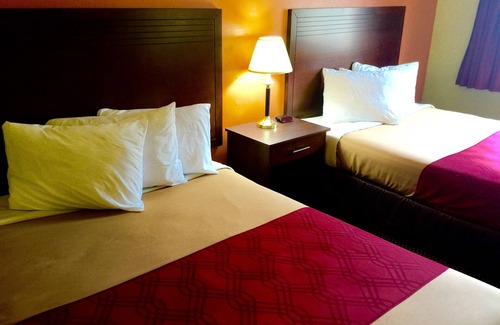 Corvallis Hotel | Rodeway Inn Willamette River