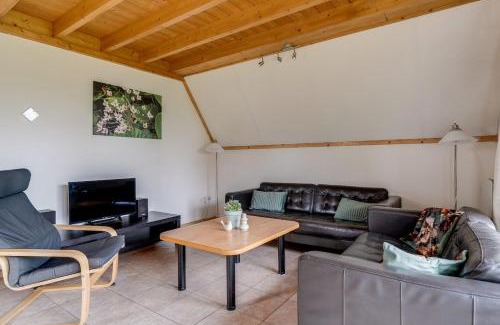 Zwiggelte House | Roerdomp I Vrijstaande Bungalow met Buiten Zitjes