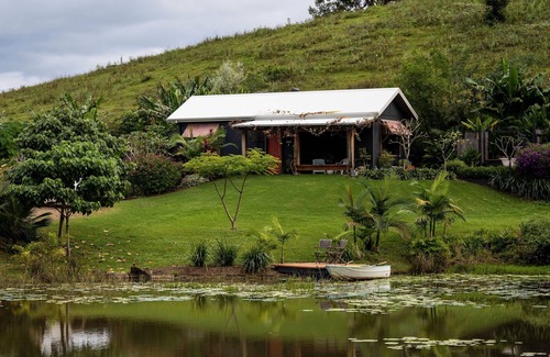 Billinudgel Cabin | Romantic Cabin w/outdoor bath 10 Mins to Bruns