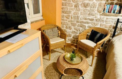 Vrsar Apartment | Romantic studio old town