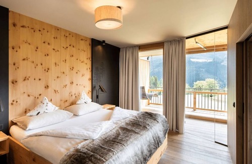 Mittersill Hotel | Romantic Suite Lavender - B&B from 14 nights - Gut Sonnberghof Naturhotel