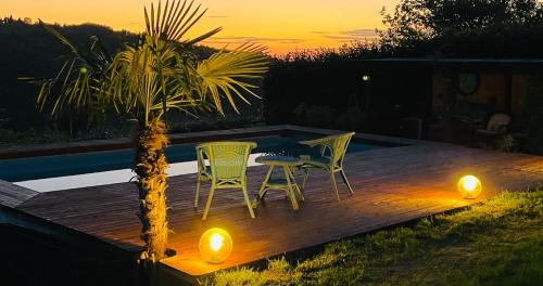 Lamole Apartment | Romantic Tuscan Barn with Pool Views Private Terrace Sleeps 2 to 6, Lamole Greve in Chianti