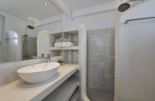 Naousa Apartment | Romantica Suites