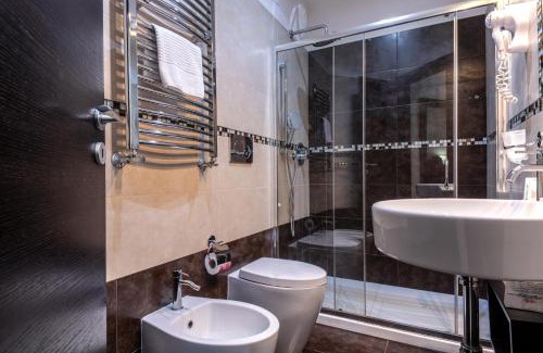 Rione III Colonna Bed & Breakfast | Rome Kings Suite