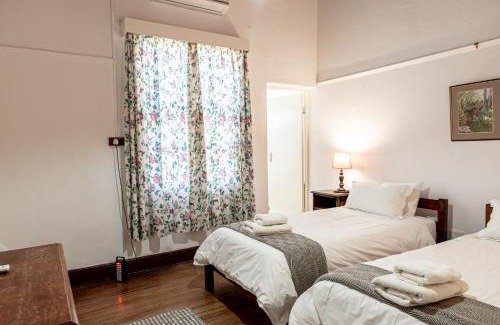 Graaff-Reinet House | Roode Bloem Farm House