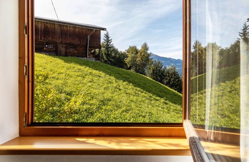 Hainzenberg Apartment | Room '15 En Suite' with Mountain View, Shared Terrace and Wi-Fi