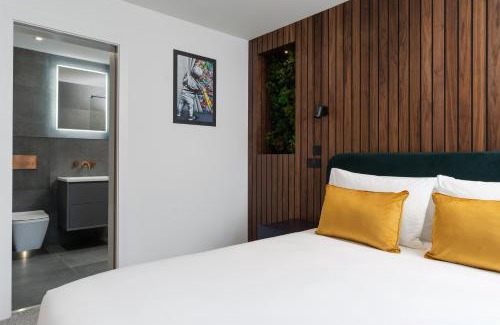 Marazion Apartment | Room 2 Hotel style Double bedroom in Marazion