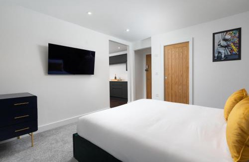 Marazion Apartment | Room 2 Hotel style Double bedroom in Marazion