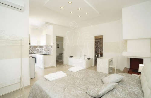 Salento Peninsula Bed & Breakfast | Room in B&B - B&B Balconi Sul Mare Suite With Hydromassage "faro Bianco"