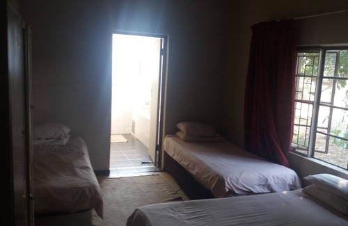 Lephalale House | Room in Guest Room - Comfy Room With Dstv and Aircon in Convenient Location