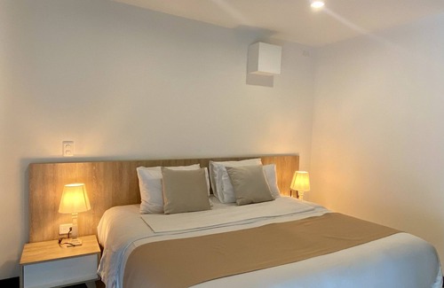Rionegro House | Room in Guest Room - Elegant And Sophisticated Suite