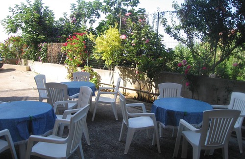 Briatico Apartment | Room in Lodge - Briatico 2 min From the sea and 15 min From Tropea, Room With Kitchenette