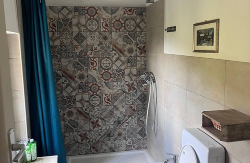 Castiglione Chiavarese Apartment | Room 'Stanza 1' with Sea View, Shared Terrace and Wi-Fi