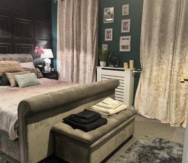Worcester House | Room to Rent
