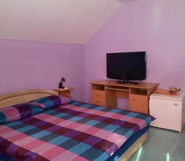 Postojna Bed & Breakfast | Rooms Čehovin