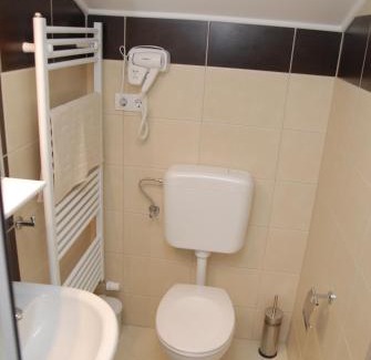 Slavonski Brod House | Rooms Levicki