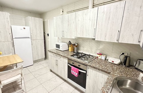 Esquerra de l'Eixample Apartment | Rooms Nuevo Arago
