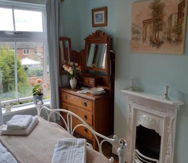 Oakengates House | Rose Cottage