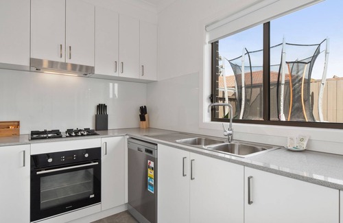Rosebud House | Rosebud Beachside Gem