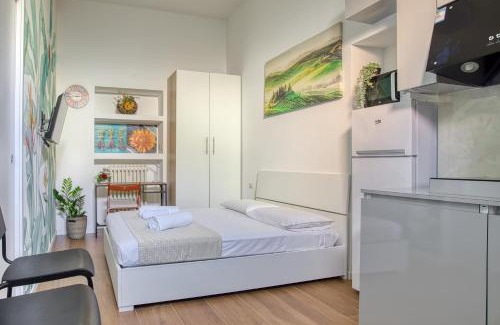 Chinatown Apartment | Rosmini13; Lil Gem in Sempione Disctrict