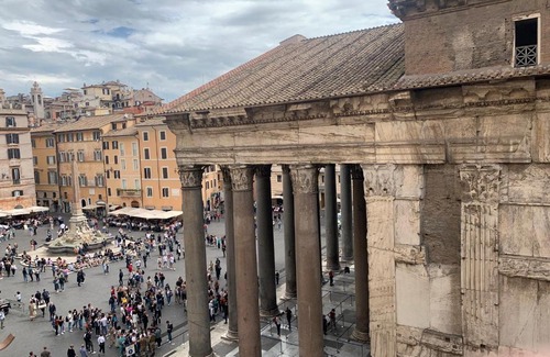 Rione VIII Sant'Eustachio Apartment | Rotonda 23 - Pantheon View