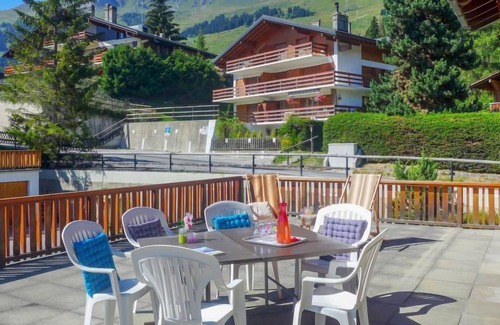 Verbier Apartment | Rousserolles 4 by Interhome
