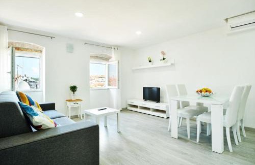 Rovinj Apartment | Roviv Apartments in the Old Town by Irundo